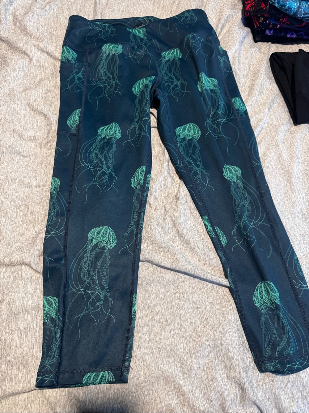 CVG Jellyfish Capri Leggings Teal Green Size L